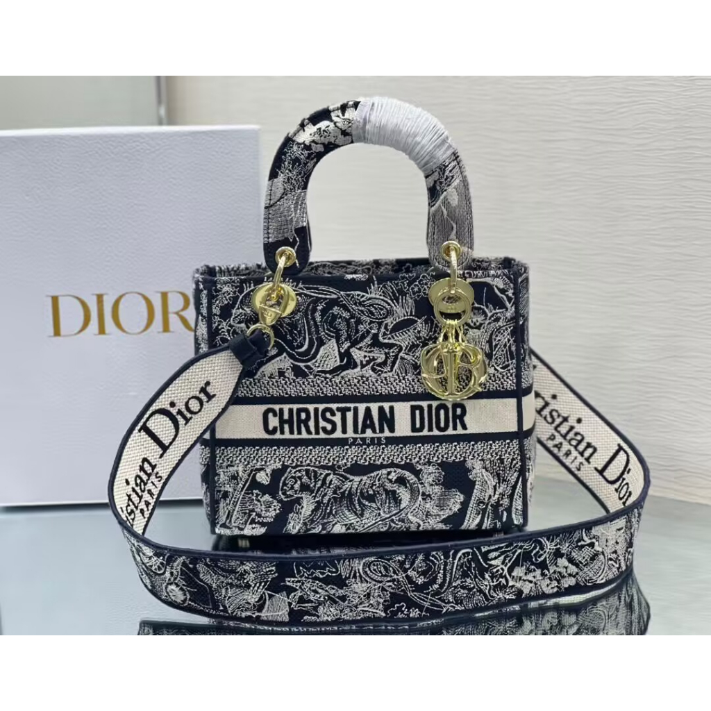 Premium quality Lady Diana bag